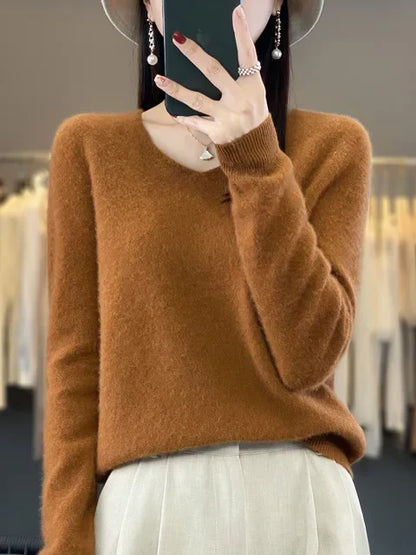 Amelia - Luxurious Sweater