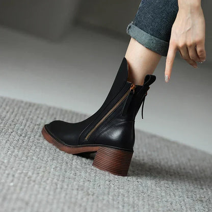 Isolda | Leather ankle boots