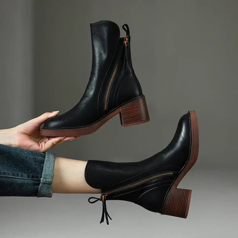 Isolda | Leather ankle boots